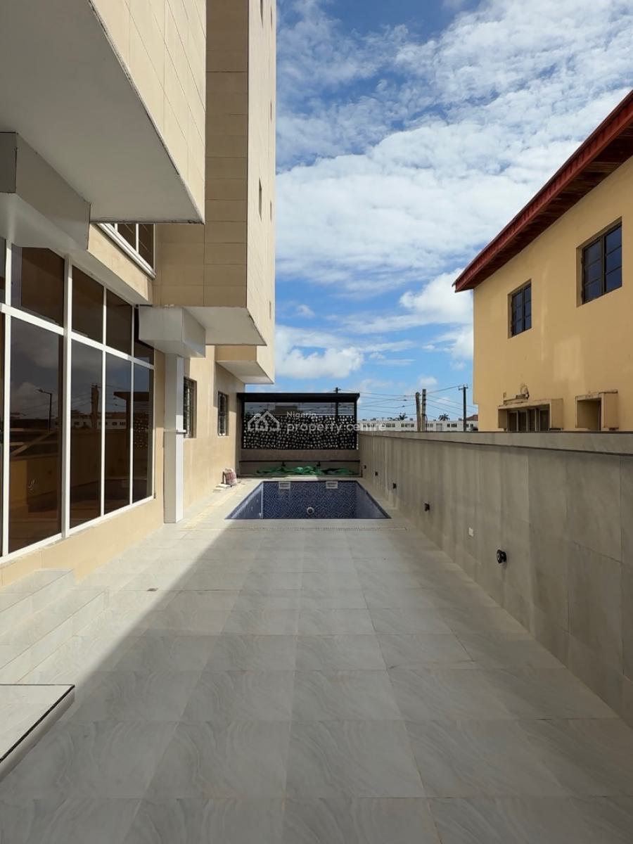 Luxury 4-bedroom Maisonette with a Bq, Victoria Island (vi), Lagos, Flat / Apartment for Sale