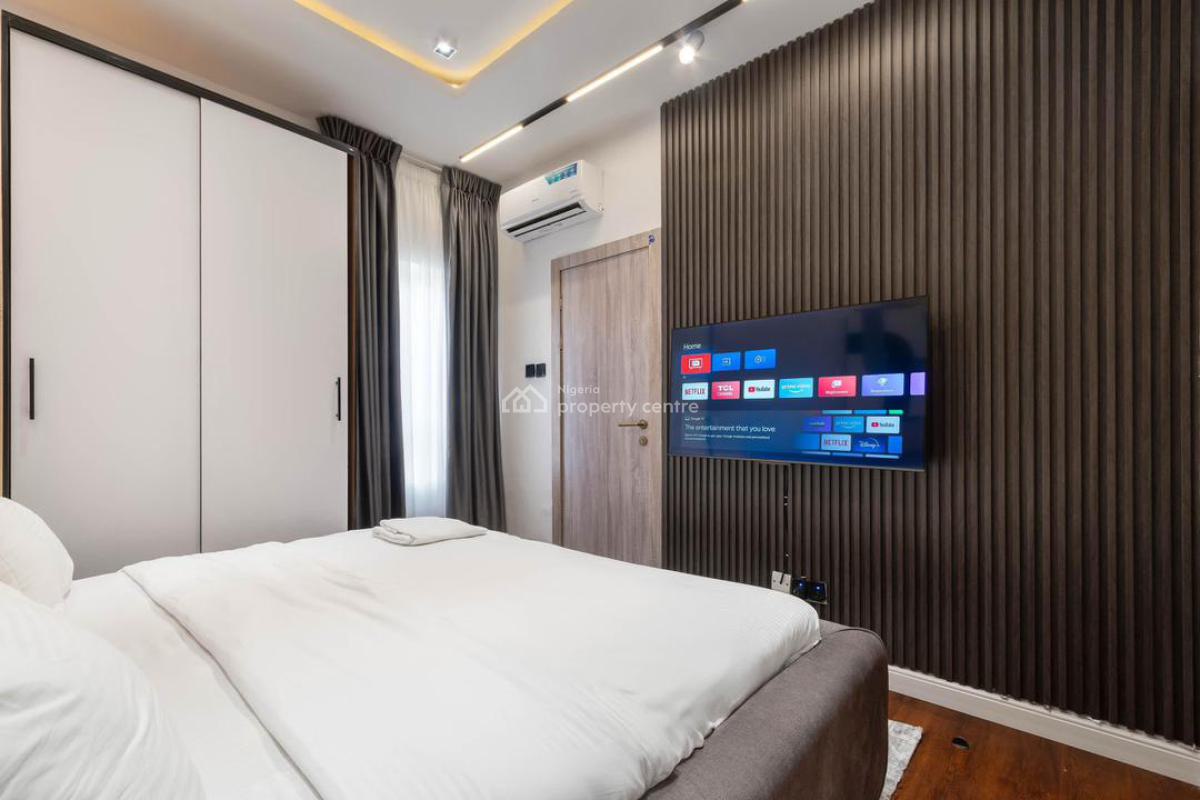 Luxury 2 Bedroom Apartment with Excellent Amenities, Chevron, Lekki, Lagos, Flat / Apartment Short Let