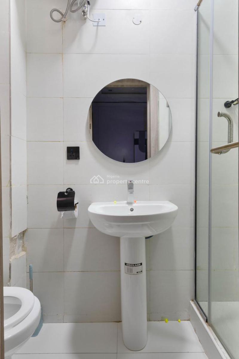Luxury 2 Bedroom Apartment with Excellent Amenities, Chevron, Lekki, Lagos, Flat / Apartment Short Let