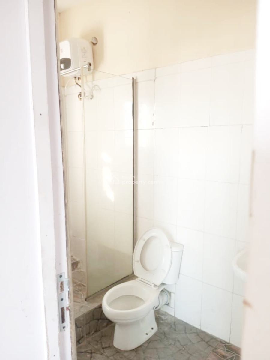 a Well Maintained Spacious 4 Bedroom Detached Duplex, Isheri, Magodo, Lagos, Detached Duplex for Rent