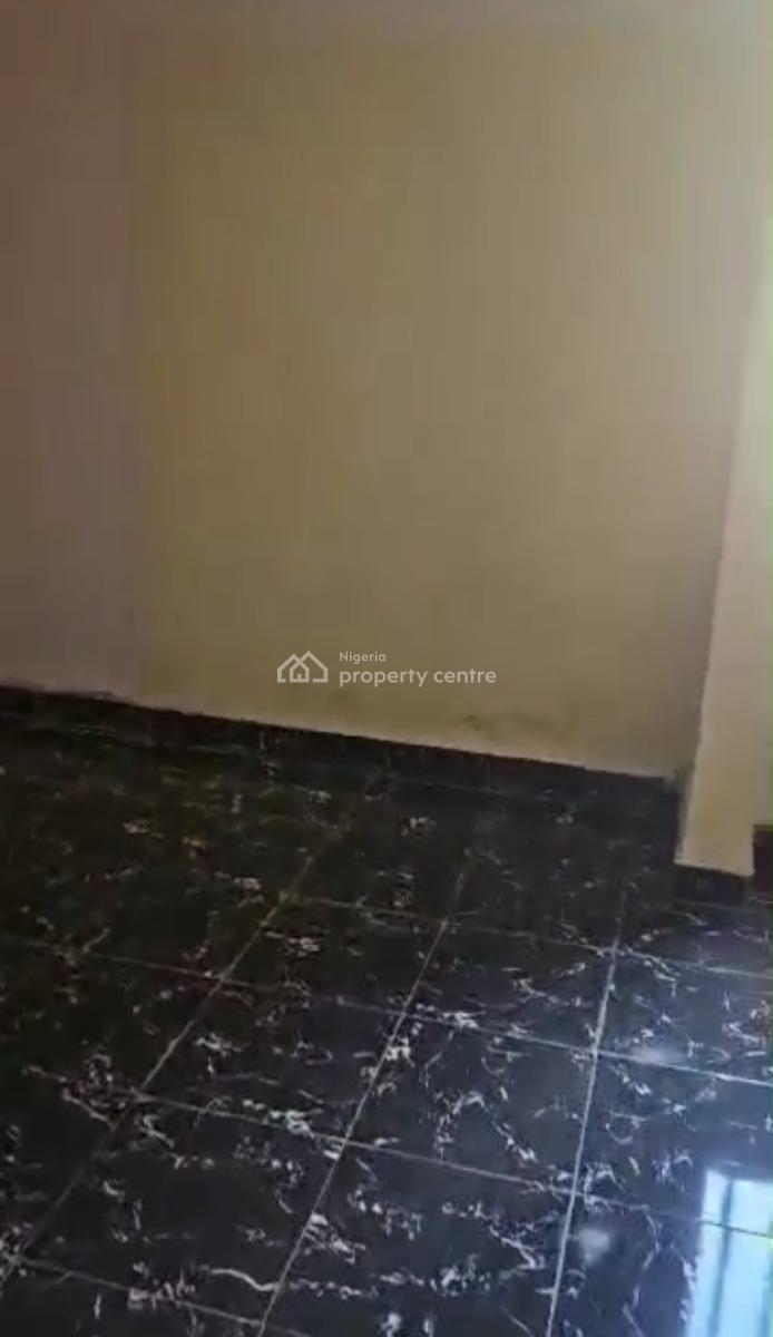 2bedroom Flat in Wuse Zone 5, Zone 5, Zone 5, Wuse, Abuja, Block of Flats for Sale