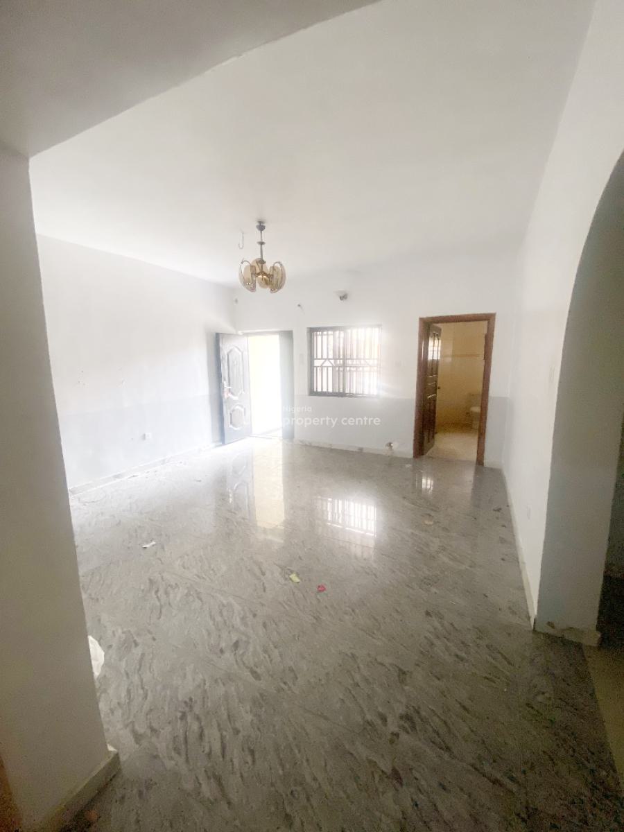 a Well Maintained Spacious 3 Bedroom Semi Detached Duplex with Bq, Omole Phase 2, Ikeja, Lagos, Semi-detached Duplex for Rent