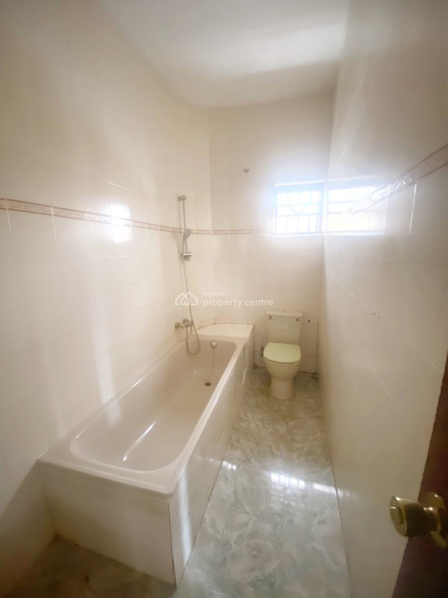a Well Maintained Spacious 3 Bedroom Semi Detached Duplex with Bq, Omole Phase 2, Ikeja, Lagos, Semi-detached Duplex for Rent