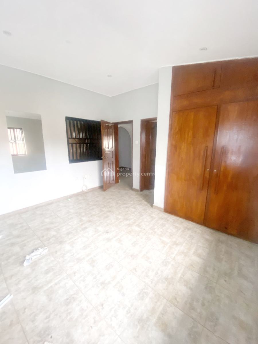 a Well Maintained Spacious 3 Bedroom Semi Detached Duplex with Bq, Omole Phase 2, Ikeja, Lagos, Semi-detached Duplex for Rent