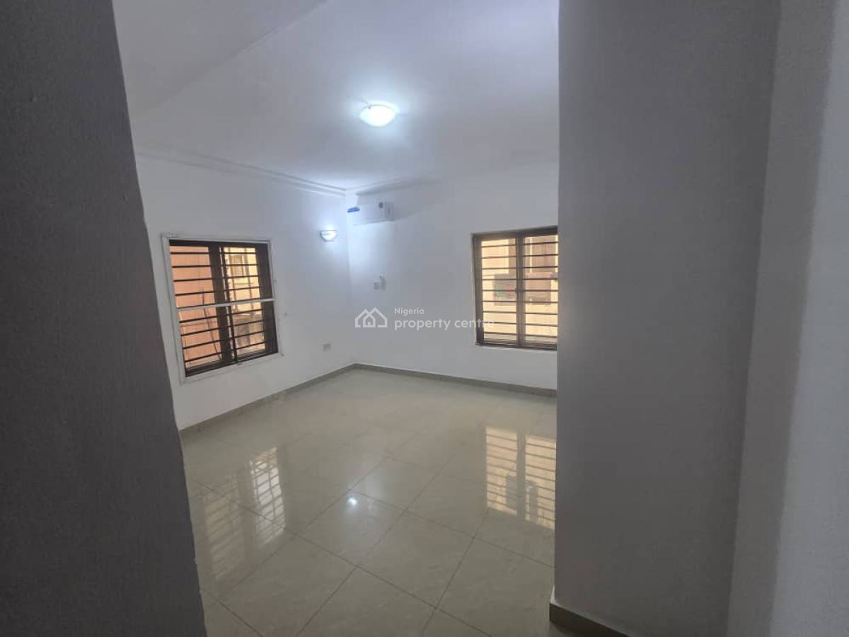 3-bedroom Apartment with Bq, Lekki Phase 1, Lekki, Lagos, Flat / Apartment for Rent