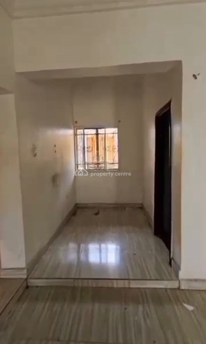 Very Spacious 2bedroom En-suite Flat , Tarred Road, By News Engineering Axis, Dawaki, Gwarinpa, Abuja, House for Rent
