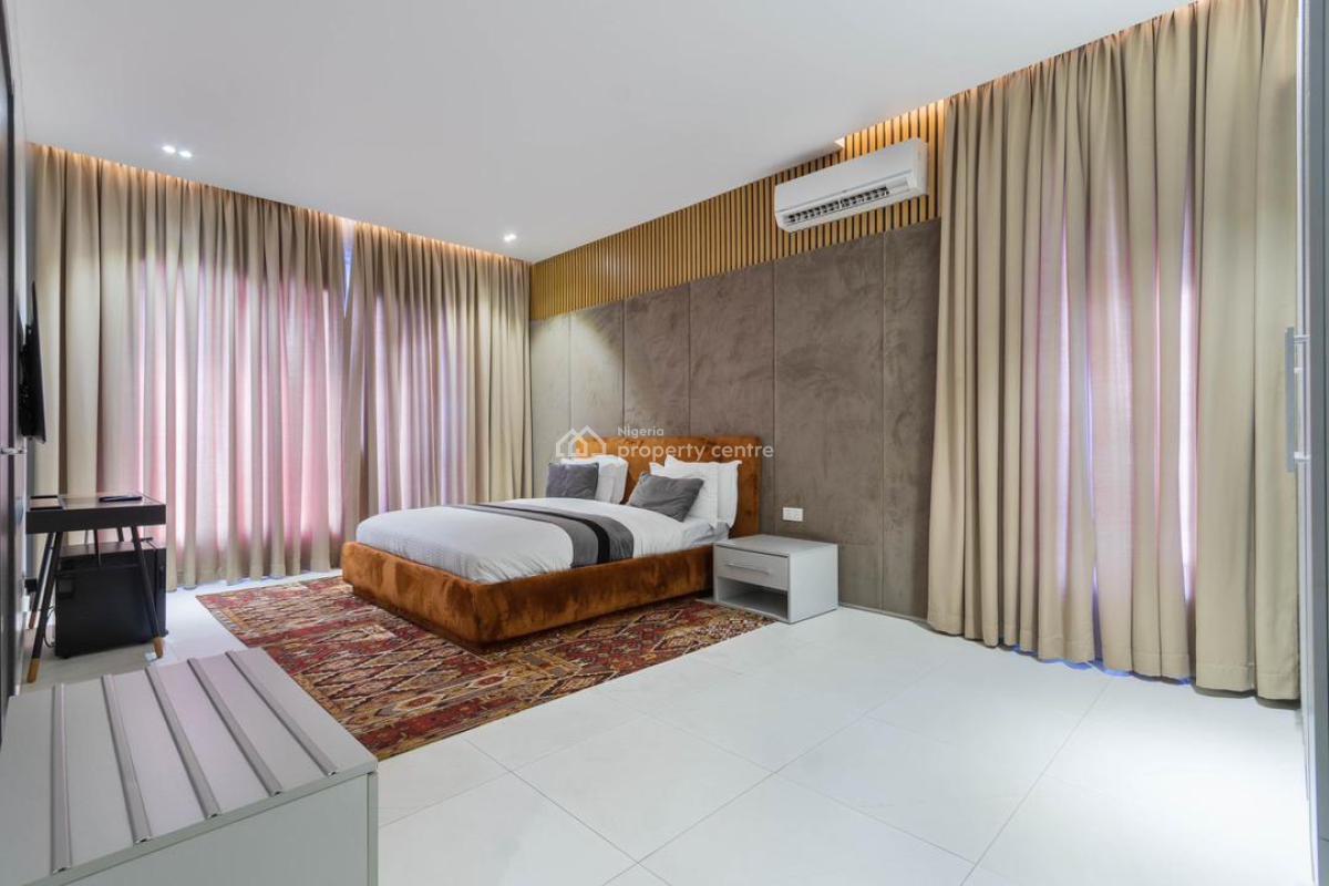 Beautiful 2 Bedroom Skyline/ City View Penthouse Apartment, Lekki Right, Lekki Phase 1, Lekki, Lagos, Flat / Apartment Short Let