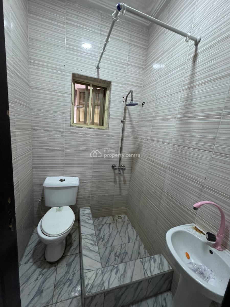 2 Bedroom Bungalow Flat, Agungi, Lekki, Lagos, Flat / Apartment for Rent