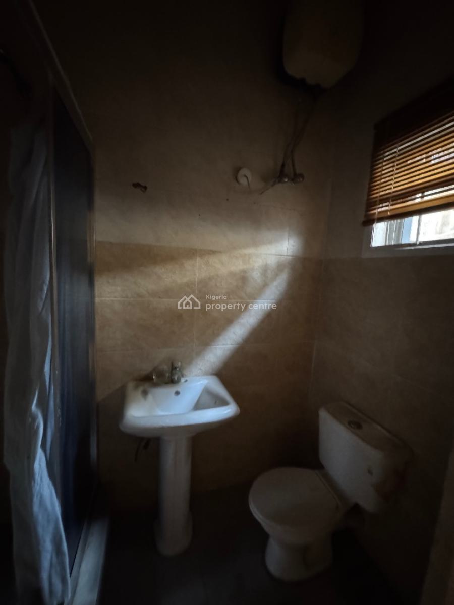 Self Contain, Bera Estate, Lekki Expressway, Lekki, Lagos, Self Contain (single Rooms) for Rent