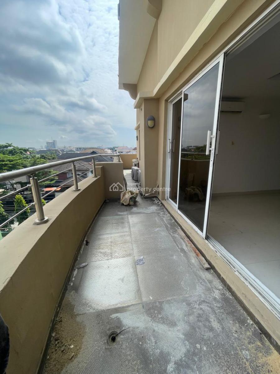 3 Bedroom Flat 25m Service Charge 2.5m Deisel 2.5m Agency Legal, Lekki Phase 1, Lekki, Lagos, Flat / Apartment for Rent