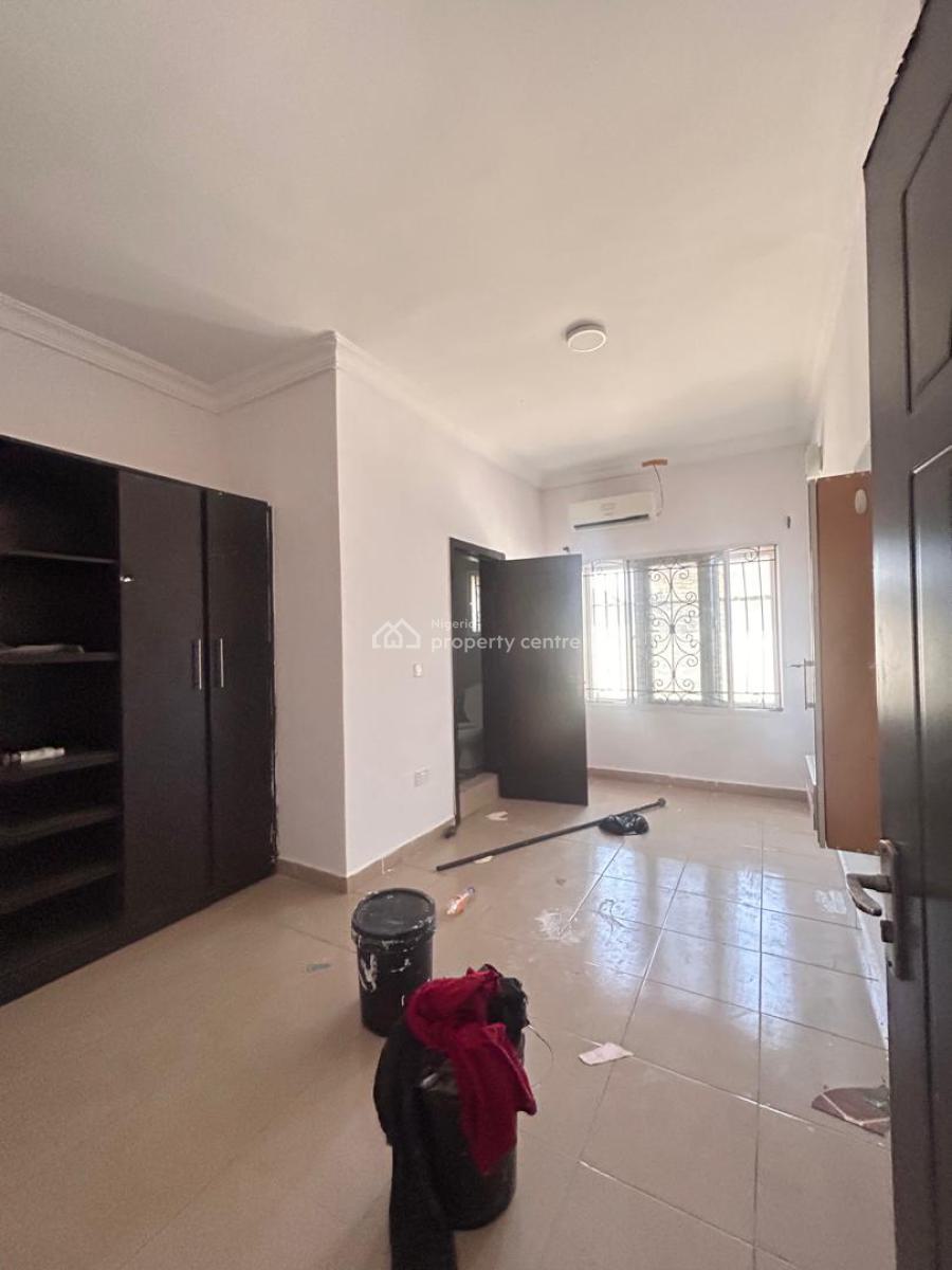 Fully Serviced 4 Bedroom  Conner Piece Terrace Bungalow, Orchid  Road, Lekki, Lagos, Terraced Bungalow for Sale