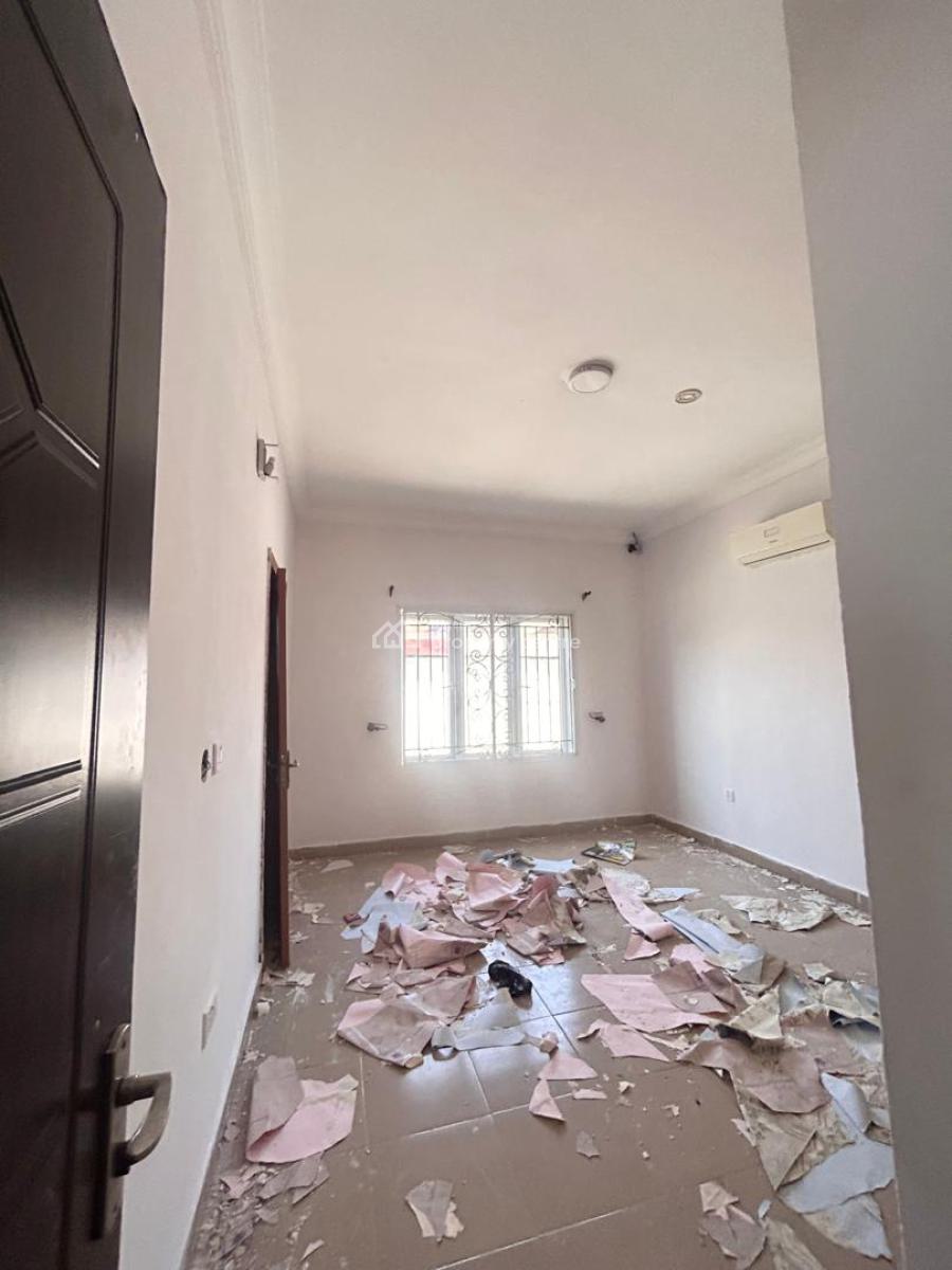 Fully Serviced 4 Bedroom  Conner Piece Terrace Bungalow, Orchid  Road, Lekki, Lagos, Terraced Bungalow for Sale