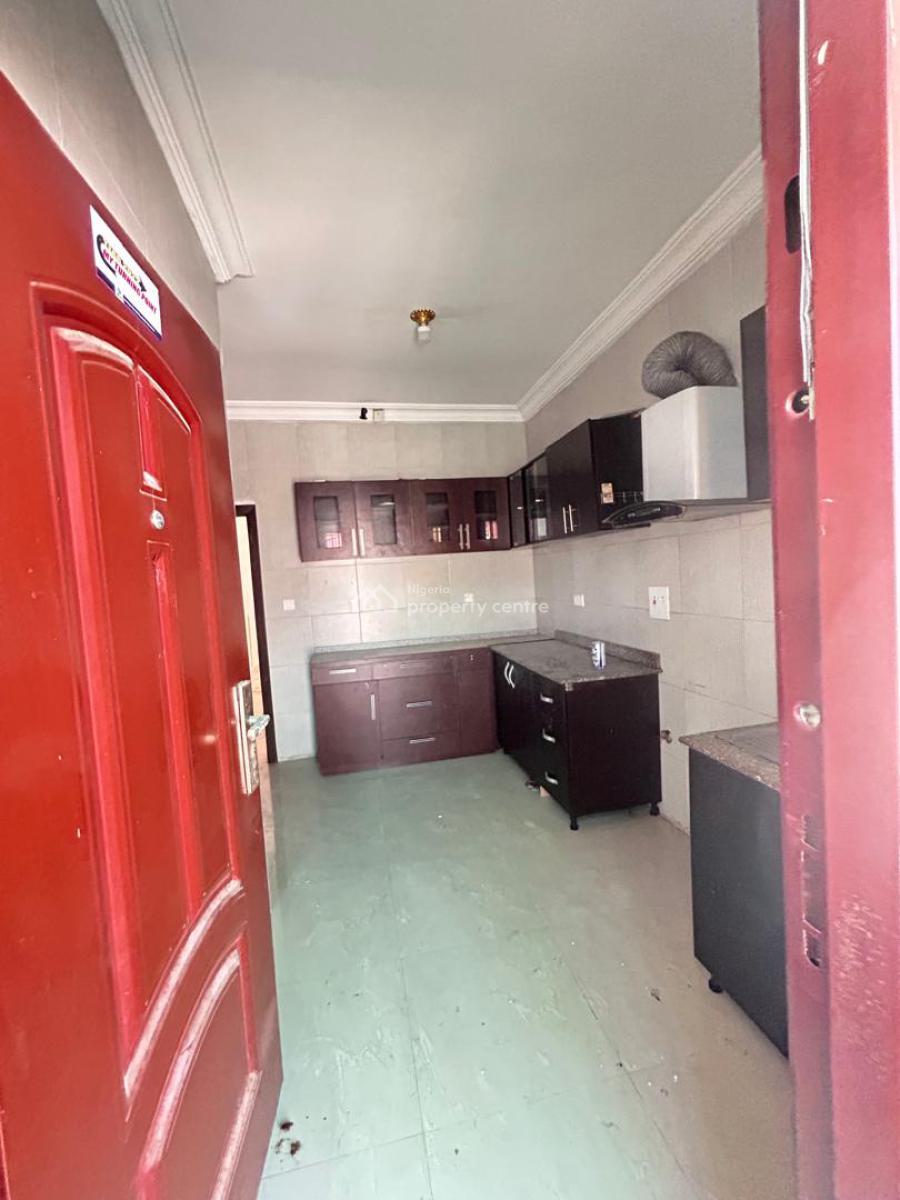 Fully Serviced 4 Bedroom  Conner Piece Terrace Bungalow, Orchid  Road, Lekki, Lagos, Terraced Bungalow for Sale