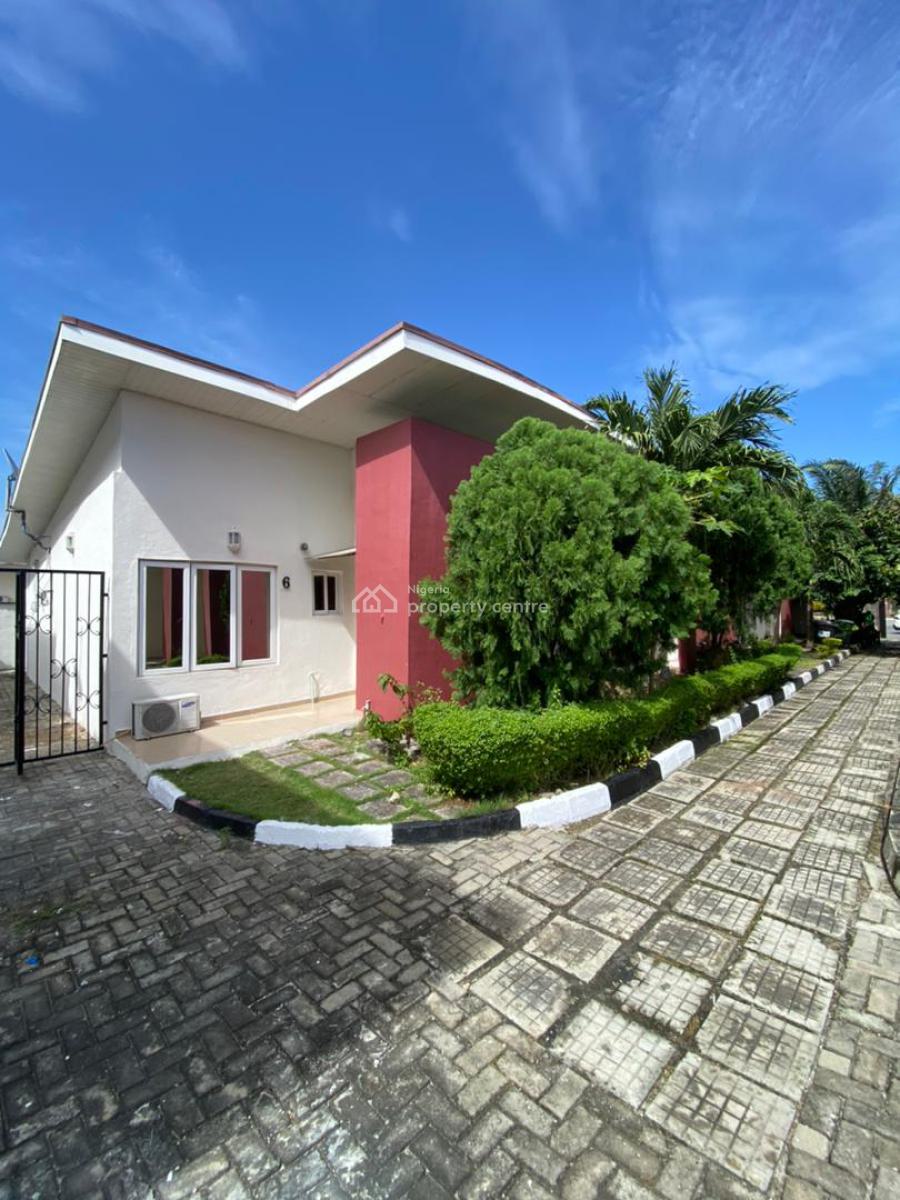 Fully Serviced 4 Bedroom  Conner Piece Terrace Bungalow, Orchid  Road, Lekki, Lagos, Terraced Bungalow for Sale
