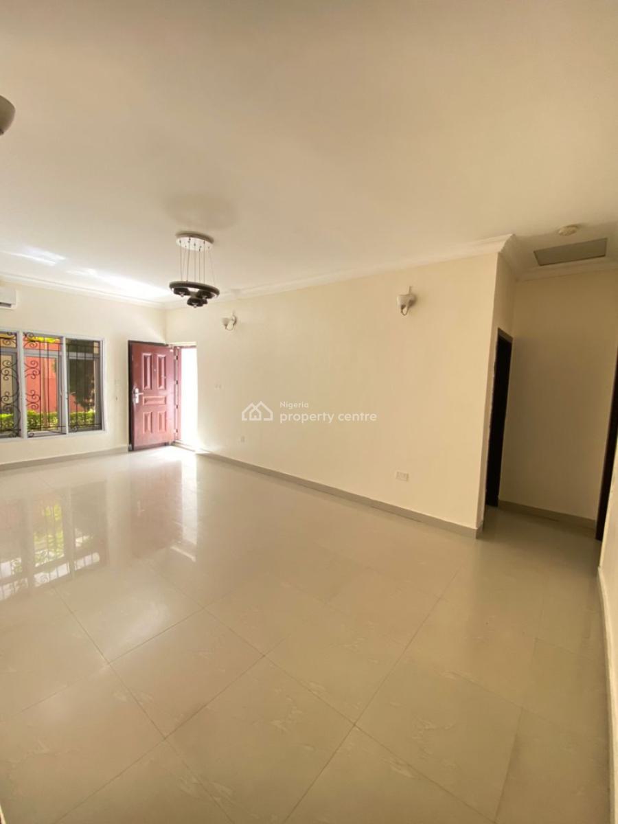 Fully Serviced 4 Bedroom  Conner Piece Terrace Bungalow, Orchid  Road, Lekki, Lagos, Terraced Bungalow for Sale