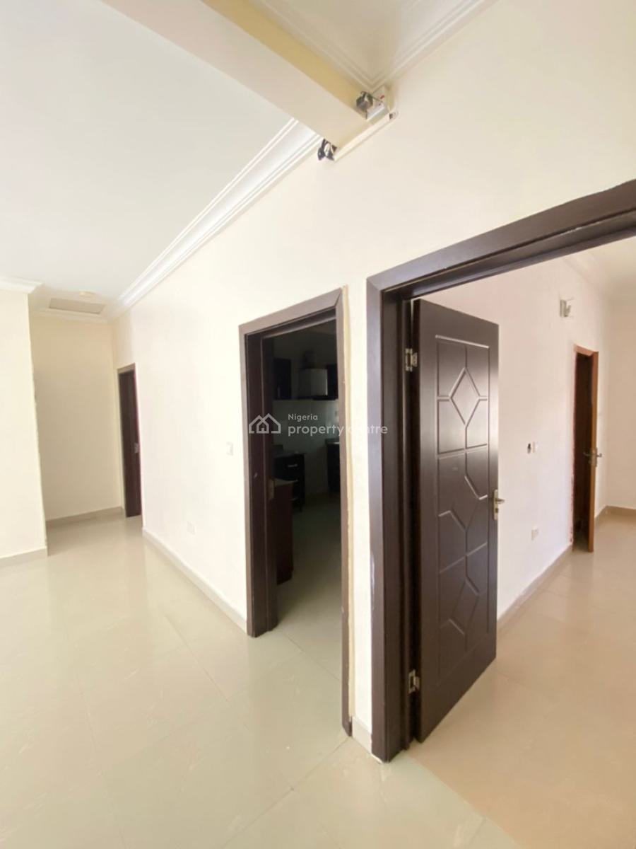 Fully Serviced 4 Bedroom  Conner Piece Terrace Bungalow, Orchid  Road, Lekki, Lagos, Terraced Bungalow for Sale