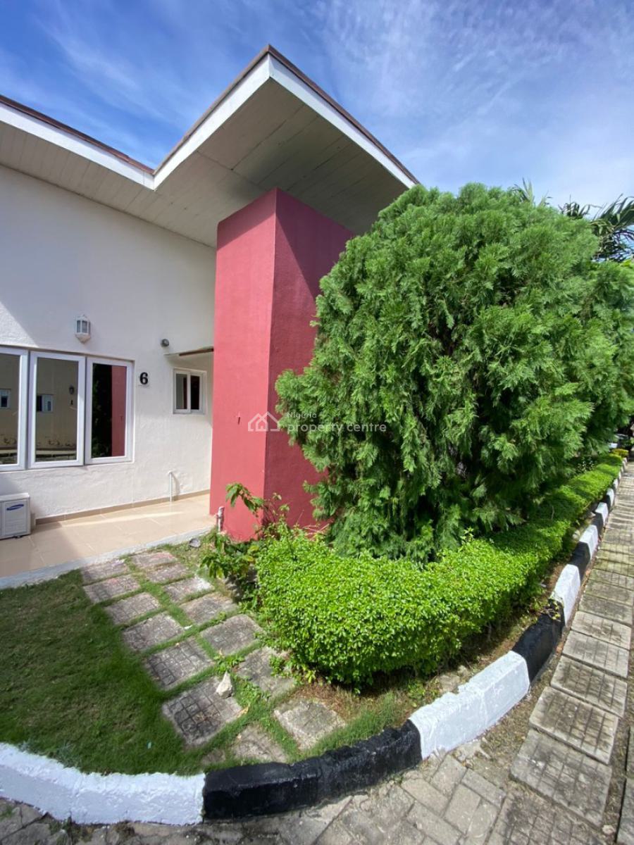 Fully Serviced 4 Bedroom  Conner Piece Terrace Bungalow, Orchid  Road, Lekki, Lagos, Terraced Bungalow for Sale