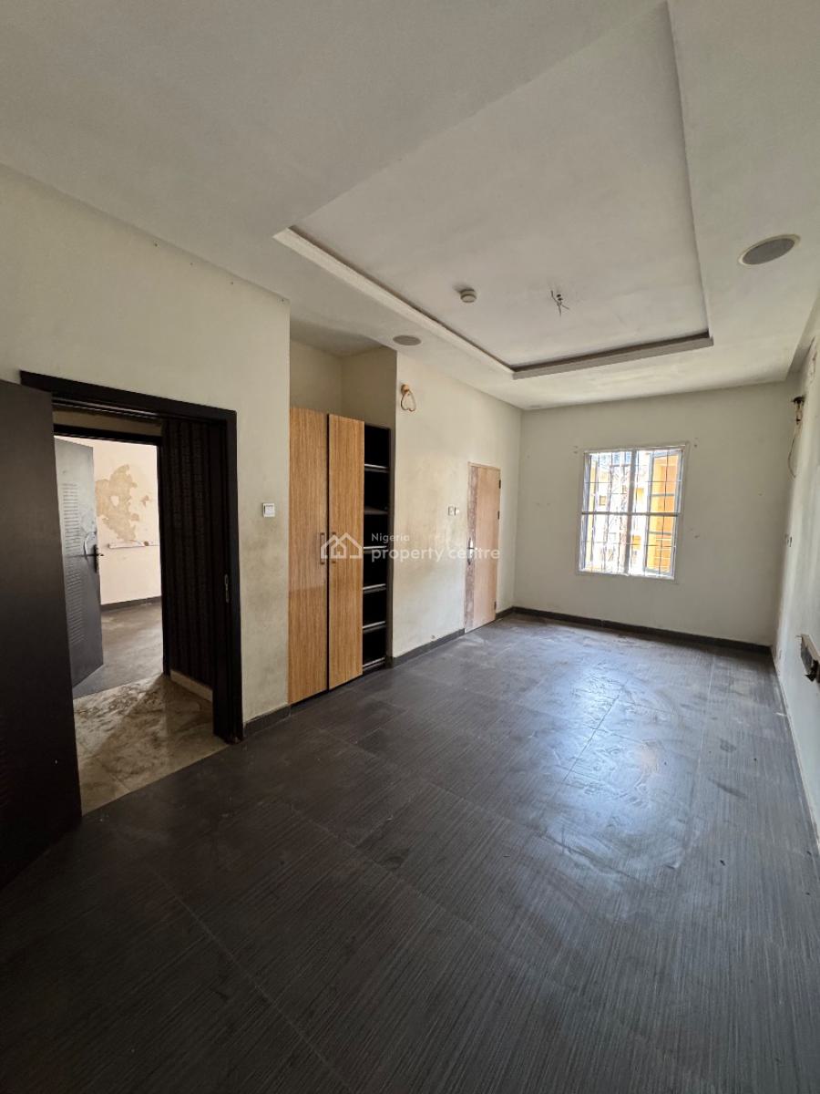 Self Contain, Bera Estate, Lekki Expressway, Lekki, Lagos, Self Contain (single Rooms) for Rent