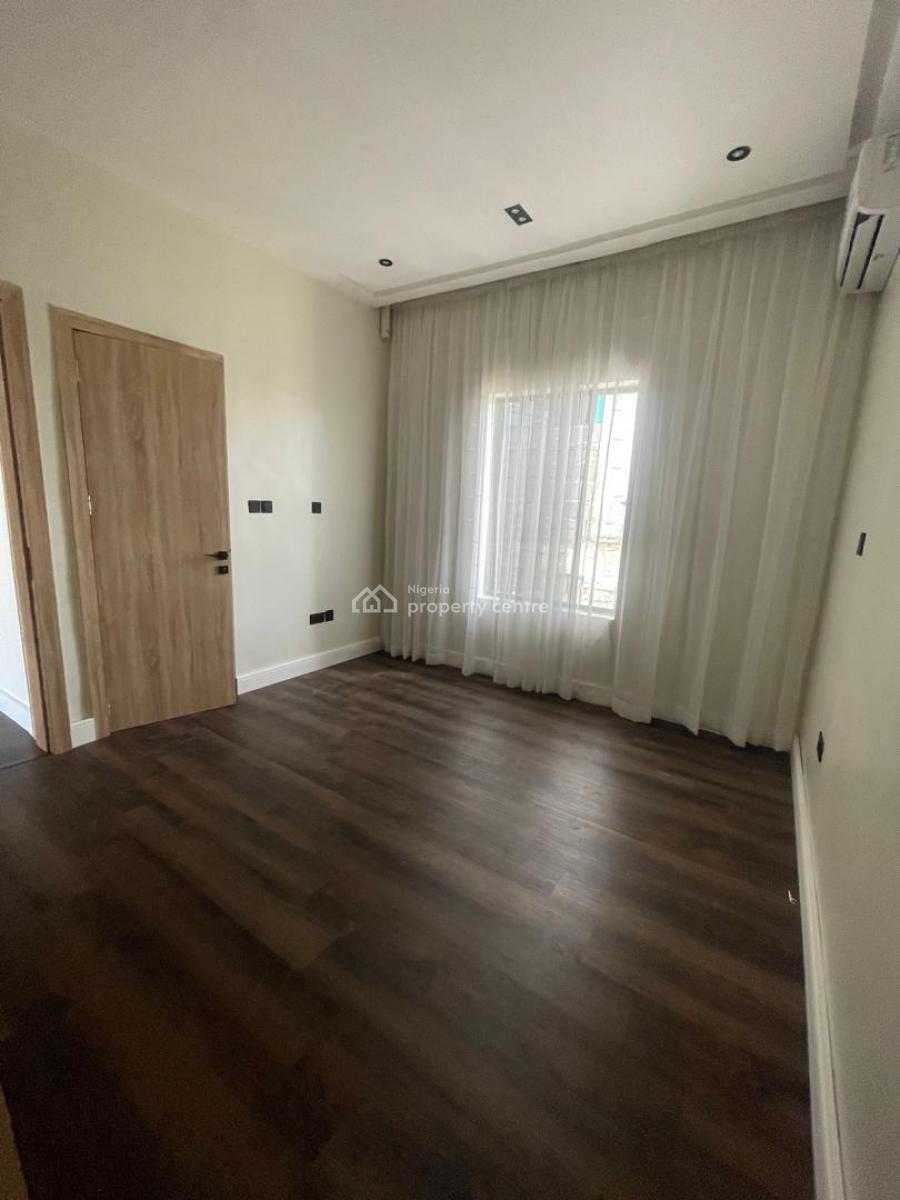 2 Bedroom Flat Upstairs 12m Service Charge 2.5m Covers Diesel, a, Off Freedom Way, Lekki Phase 1, Lekki, Lagos, Flat / Apartment for Rent