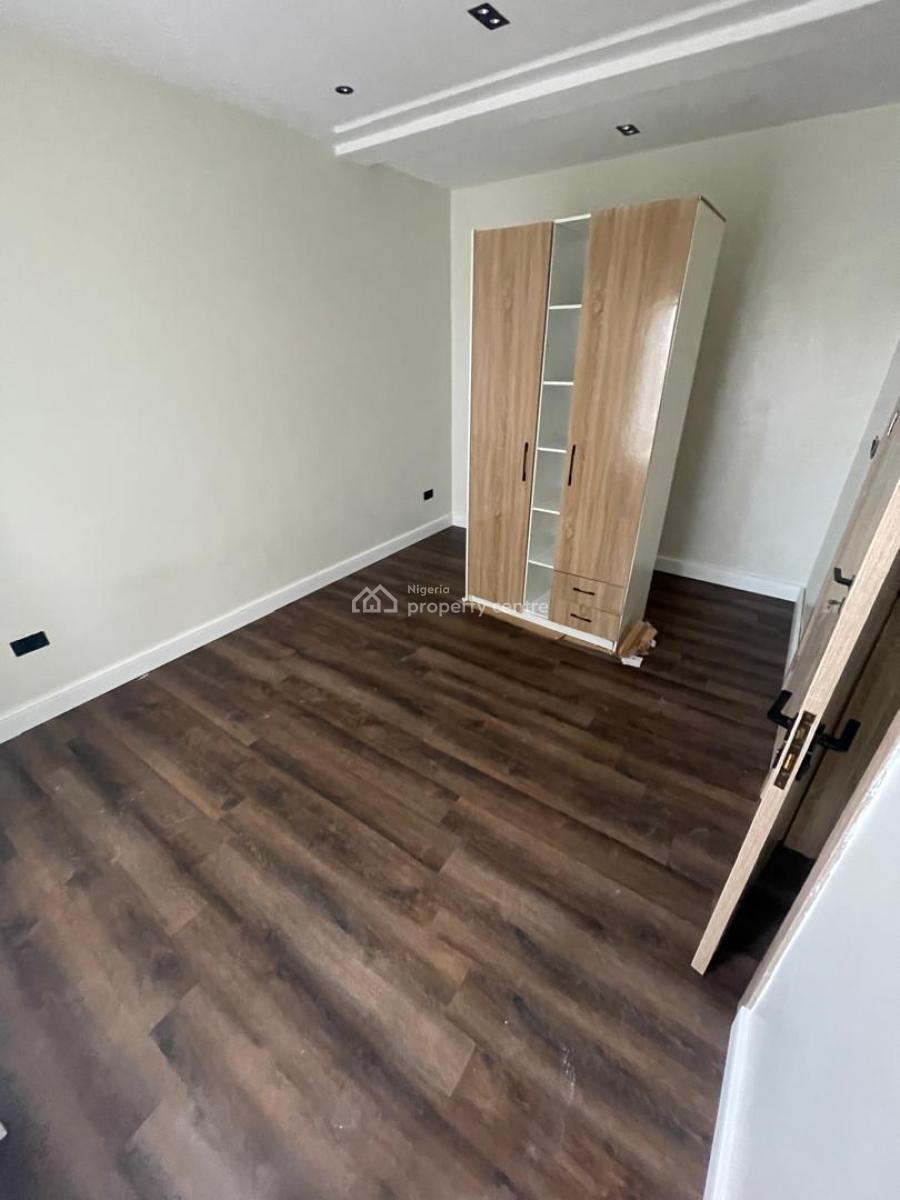 2 Bedroom Flat Upstairs 12m Service Charge 2.5m Covers Diesel, a, Off Freedom Way, Lekki Phase 1, Lekki, Lagos, Flat / Apartment for Rent