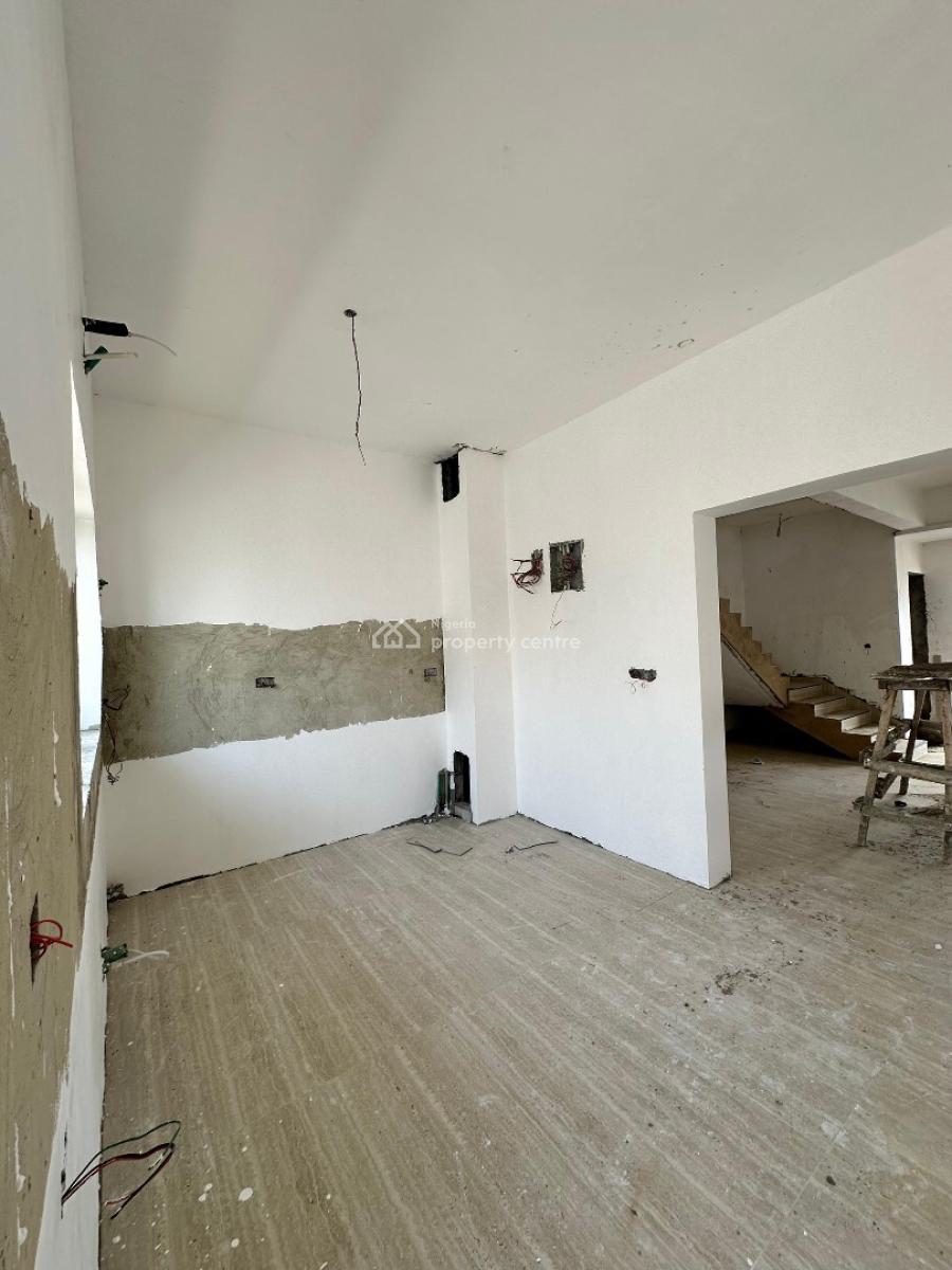 Extravagant Luxury 3 Bedroom Maissonete with a Bq in a Very Good Locat, Lekki Phase 1, Lekki, Lagos, House for Sale