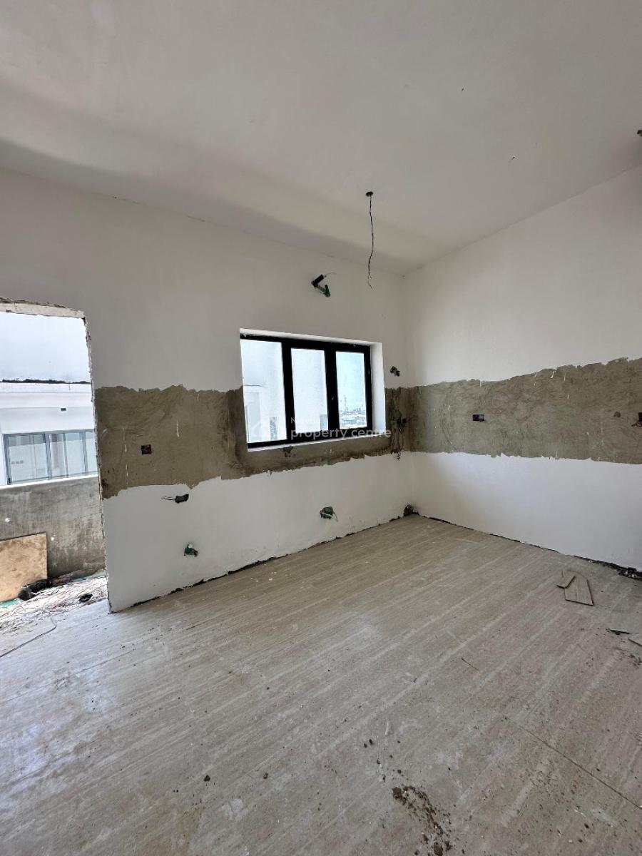 Extravagant Luxury 3 Bedroom Maissonete with a Bq in a Very Good Locat, Lekki Phase 1, Lekki, Lagos, House for Sale