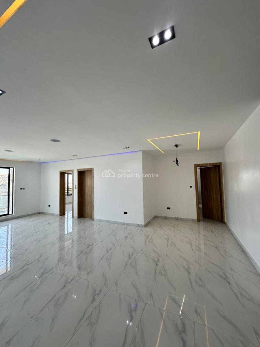 Beautifully Designed  2 Bedroom Apartment with a Swimming Pool, Lounge, Lekki Phase 1, Lekki, Lagos, Flat / Apartment for Sale