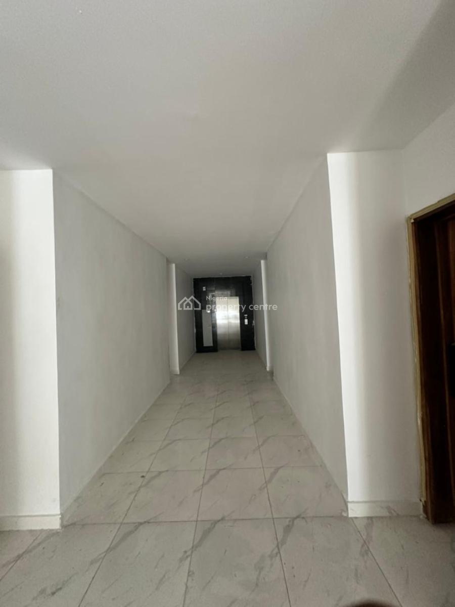 Beautifully Designed  2 Bedroom Apartment with a Swimming Pool, Lounge, Lekki Phase 1, Lekki, Lagos, Flat / Apartment for Sale