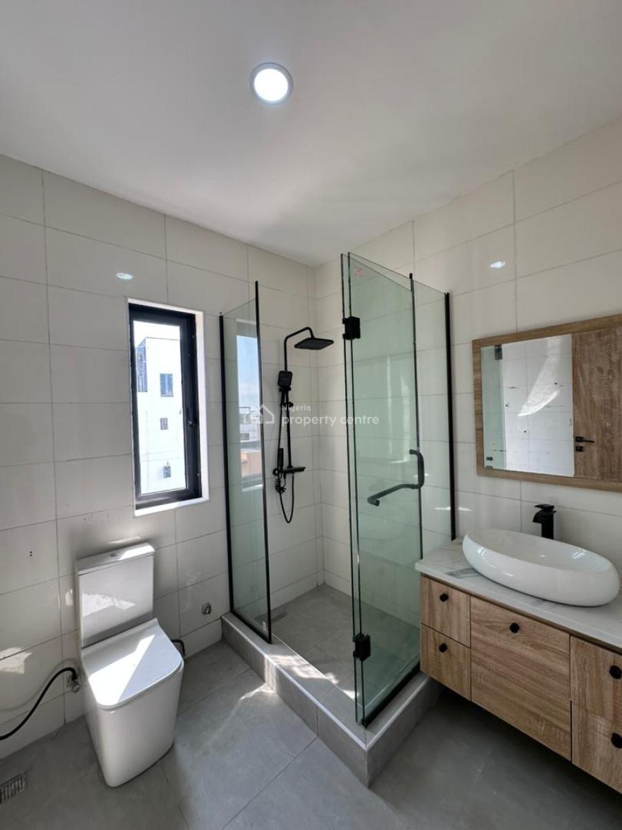 Beautifully Designed  2 Bedroom Apartment with a Swimming Pool, Lounge, Lekki Phase 1, Lekki, Lagos, Flat / Apartment for Sale