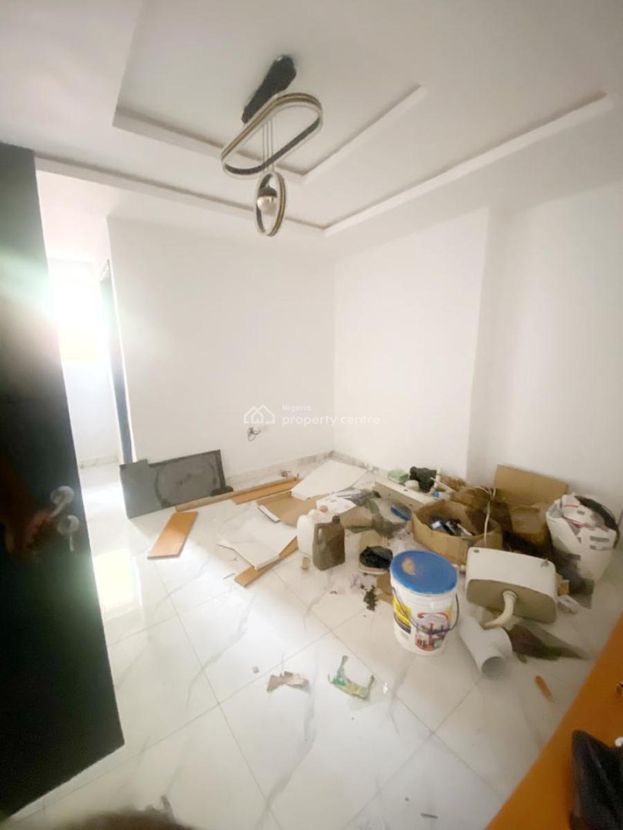 Luxury & Renovated 2 Bedroom Apartment, Olowora, Omole Phase 2, Ikeja, Lagos, Flat / Apartment for Rent