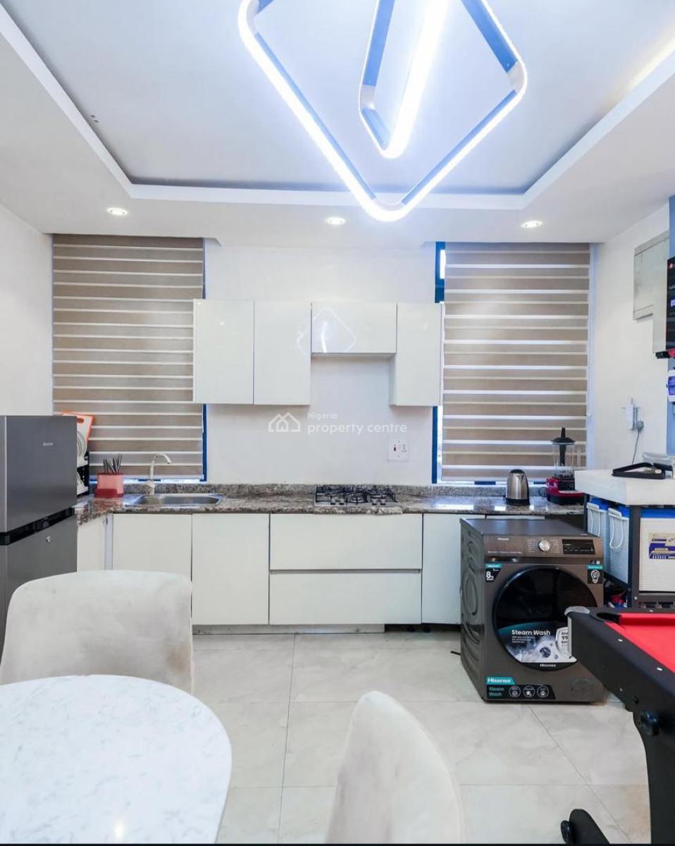 2 Bedroom Apartment, Bisola Durosinmi Etti, Lekki Phase 1, Lekki, Lagos, Flat / Apartment Short Let