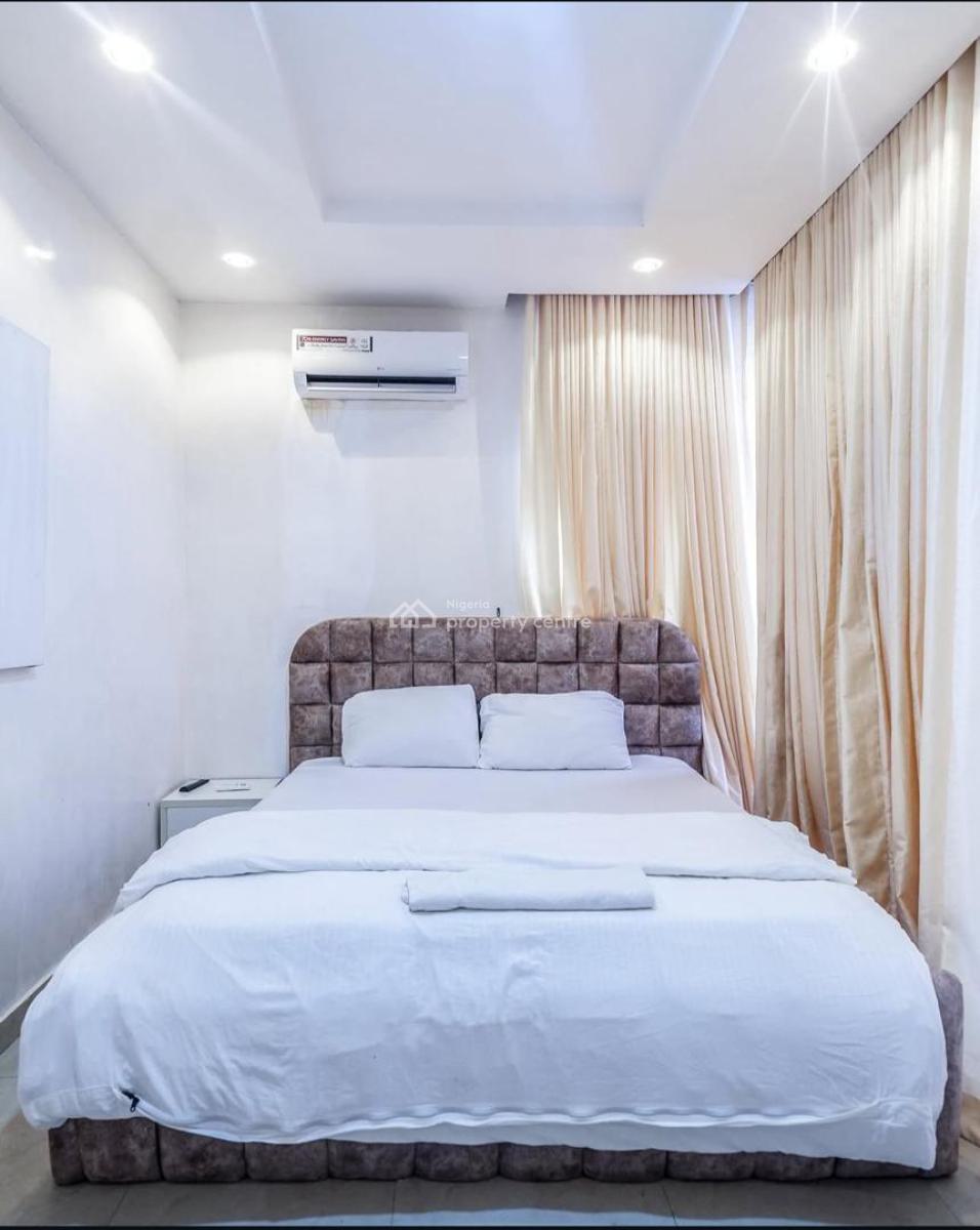 2 Bedroom Apartment, Bisola Durosinmi Etti, Lekki Phase 1, Lekki, Lagos, Flat / Apartment Short Let
