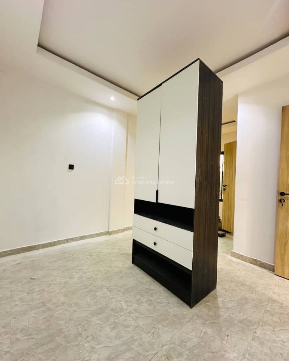 Beautiful 2 Bedroom Apartment in Serene Estate, Gra Phase 2, Magodo, Lagos, Flat / Apartment for Sale