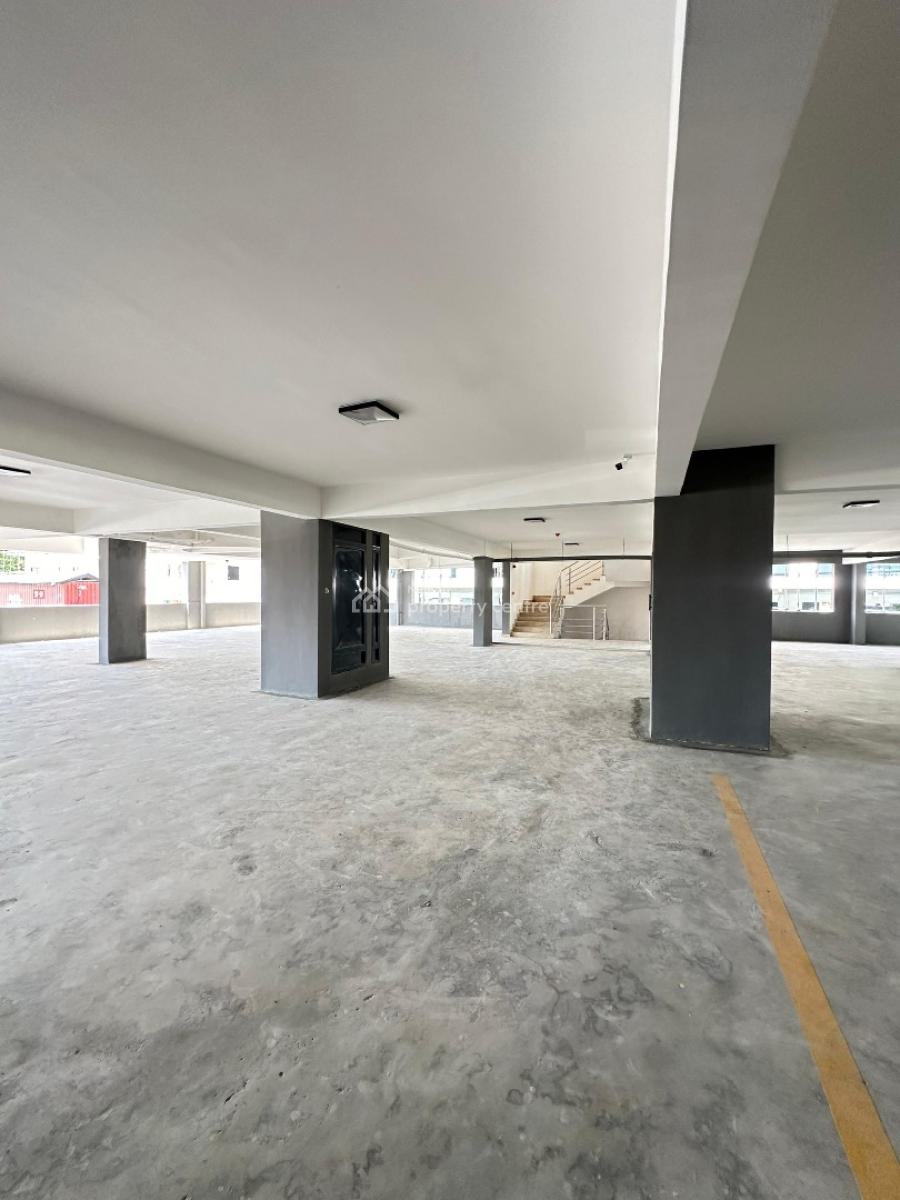 Spacious 2 Bedroom Apartment, Not in a Flooding Area, Lekki Phase 1, Lekki, Lagos, Flat / Apartment for Sale