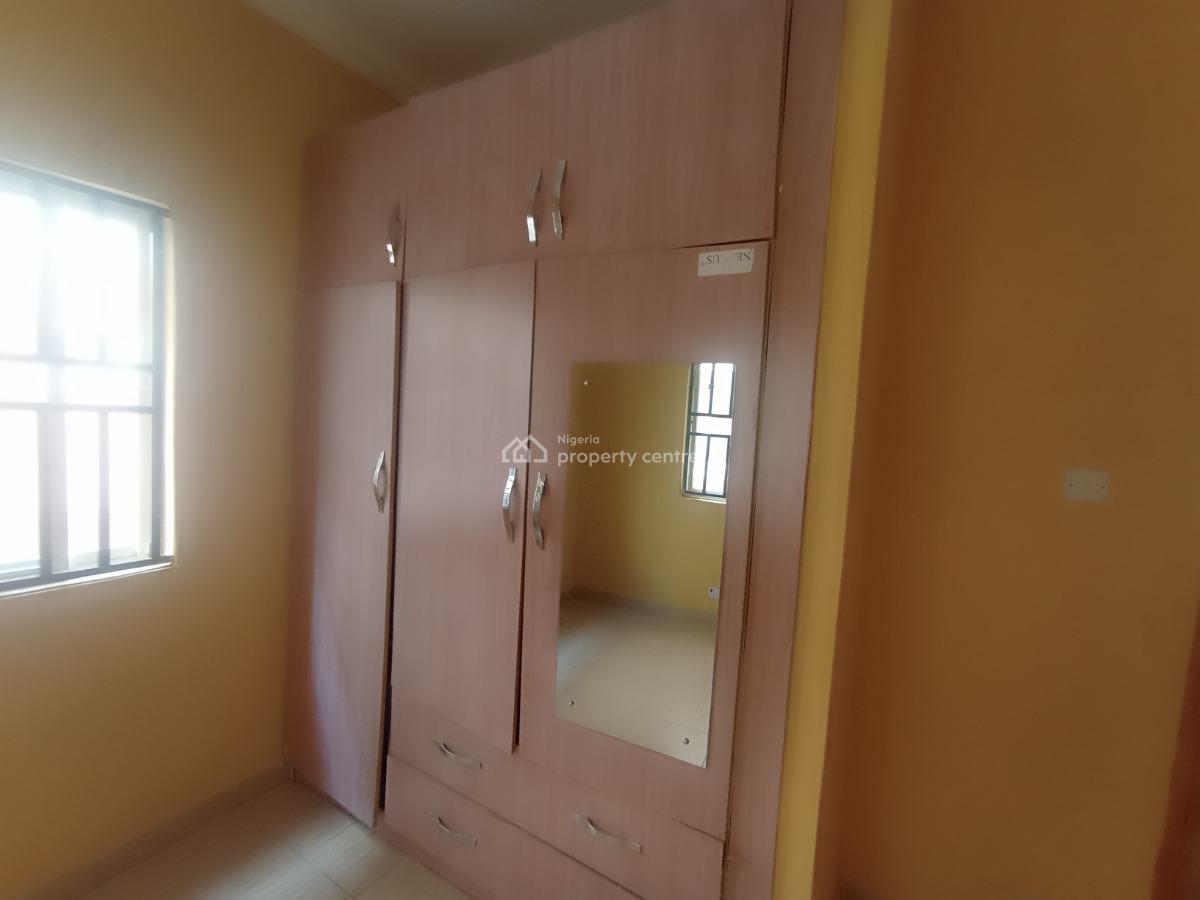 Renovated Ground Floor Fully Serviced 2 Bedroom Flat in an Estate, Lagos Homs (fashola Estate), Monastery (shoprite) Road, Sangotedo, Ajah, Lagos, Flat / Apartment for Rent