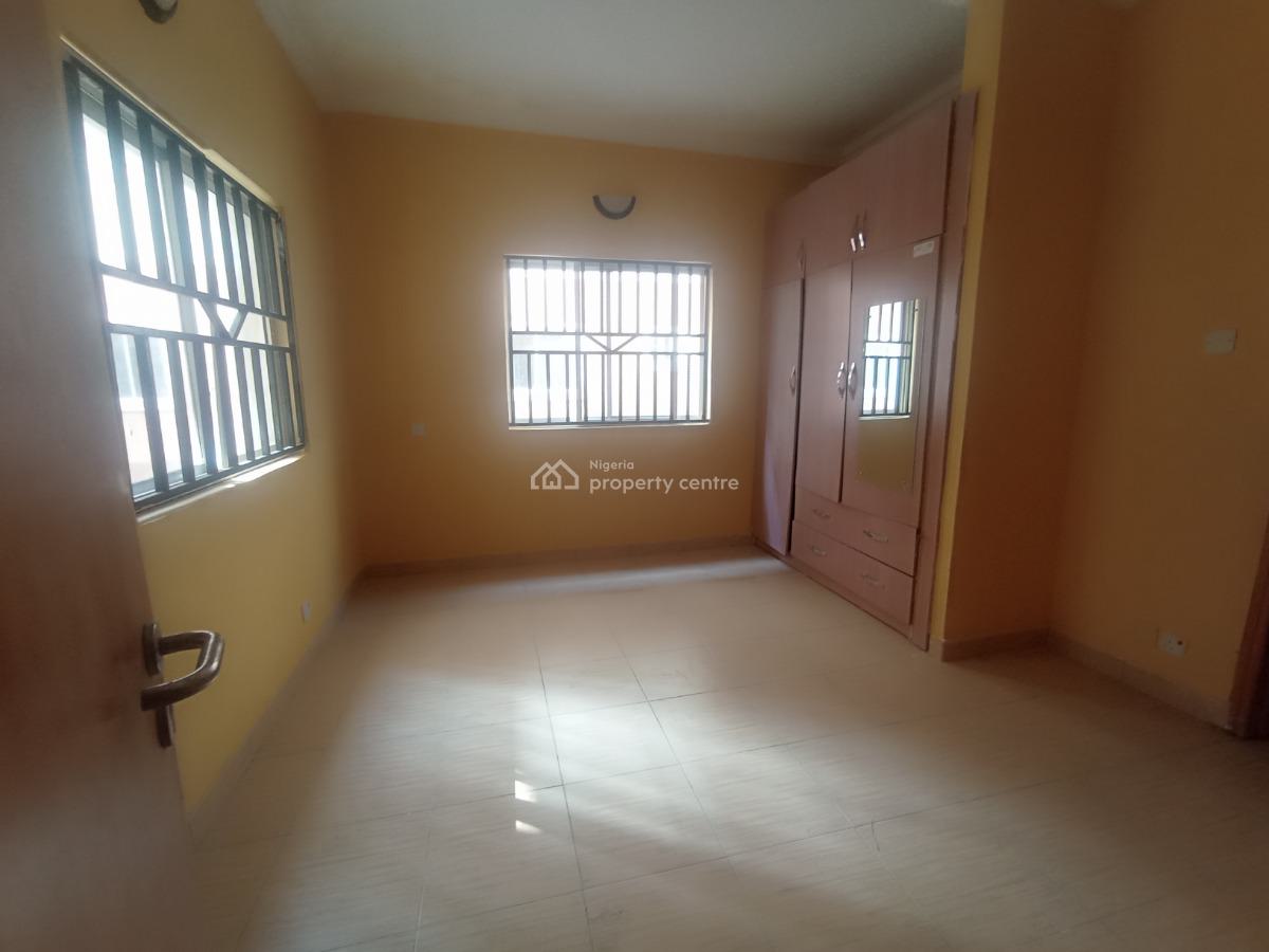Renovated Ground Floor Fully Serviced 2 Bedroom Flat in an Estate, Lagos Homs (fashola Estate), Monastery (shoprite) Road, Sangotedo, Ajah, Lagos, Flat / Apartment for Rent