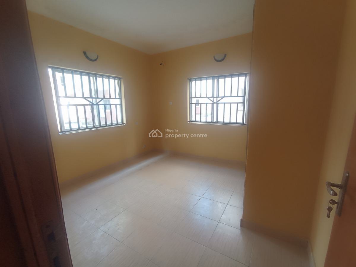 Renovated Ground Floor Fully Serviced 2 Bedroom Flat in an Estate, Lagos Homs (fashola Estate), Monastery (shoprite) Road, Sangotedo, Ajah, Lagos, Flat / Apartment for Rent