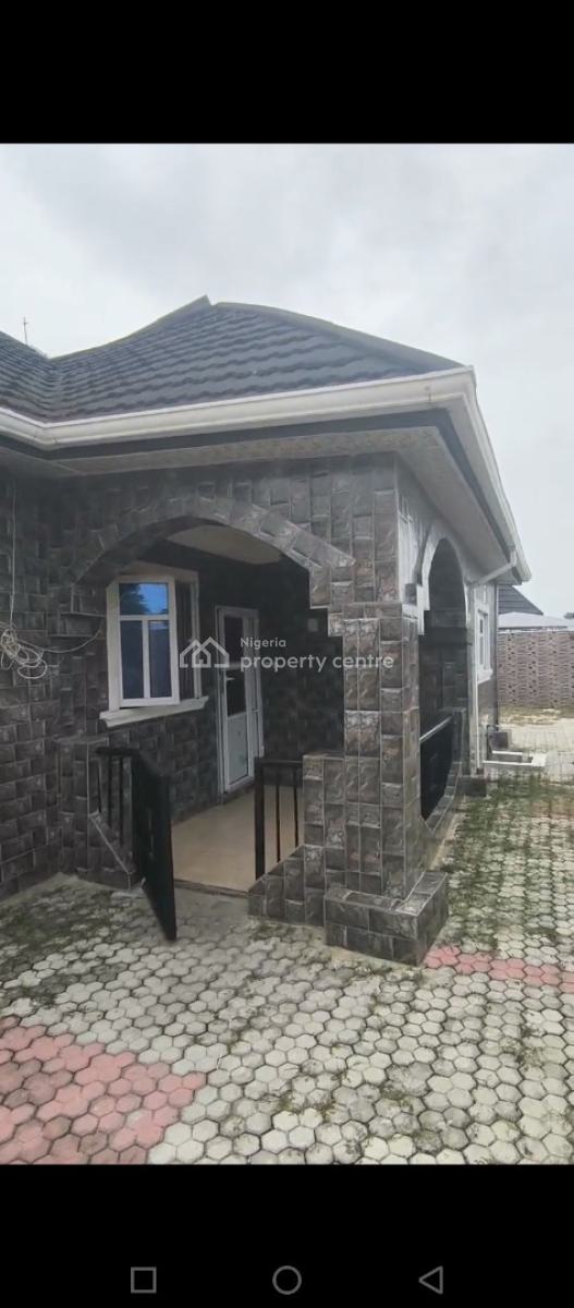 4 Bedrooms, Satellite Town, Ojo, Lagos, Detached Bungalow for Sale