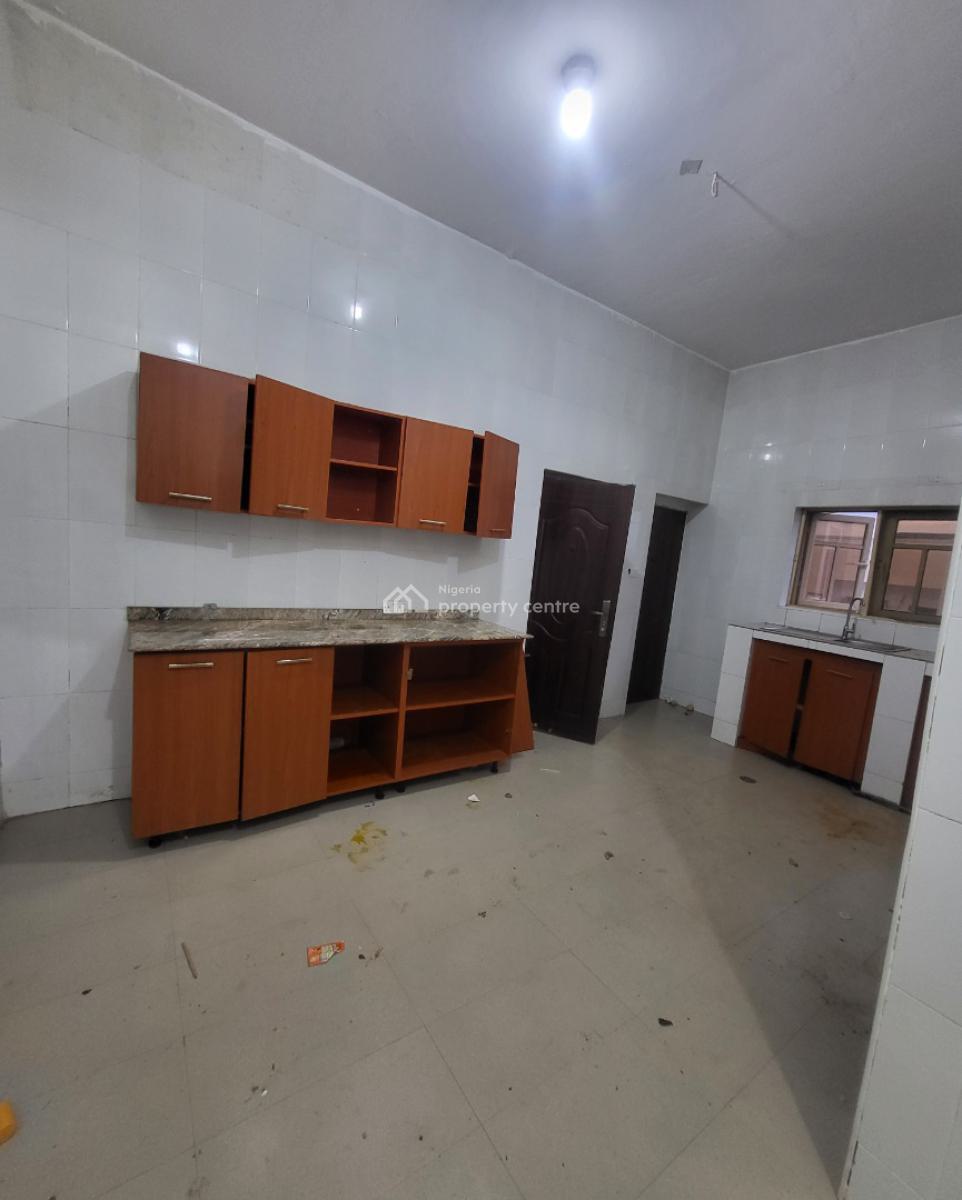 Luxurious Massive 3bedroom Flat, Behind Games Village Estate, Kaura, Abuja, Flat / Apartment for Rent
