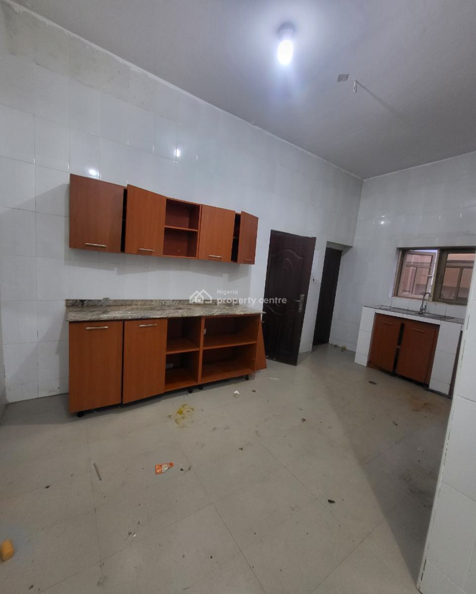 Luxurious Massive 3bedroom Flat, Behind Games Village Estate, Kaura, Abuja, Flat / Apartment for Rent