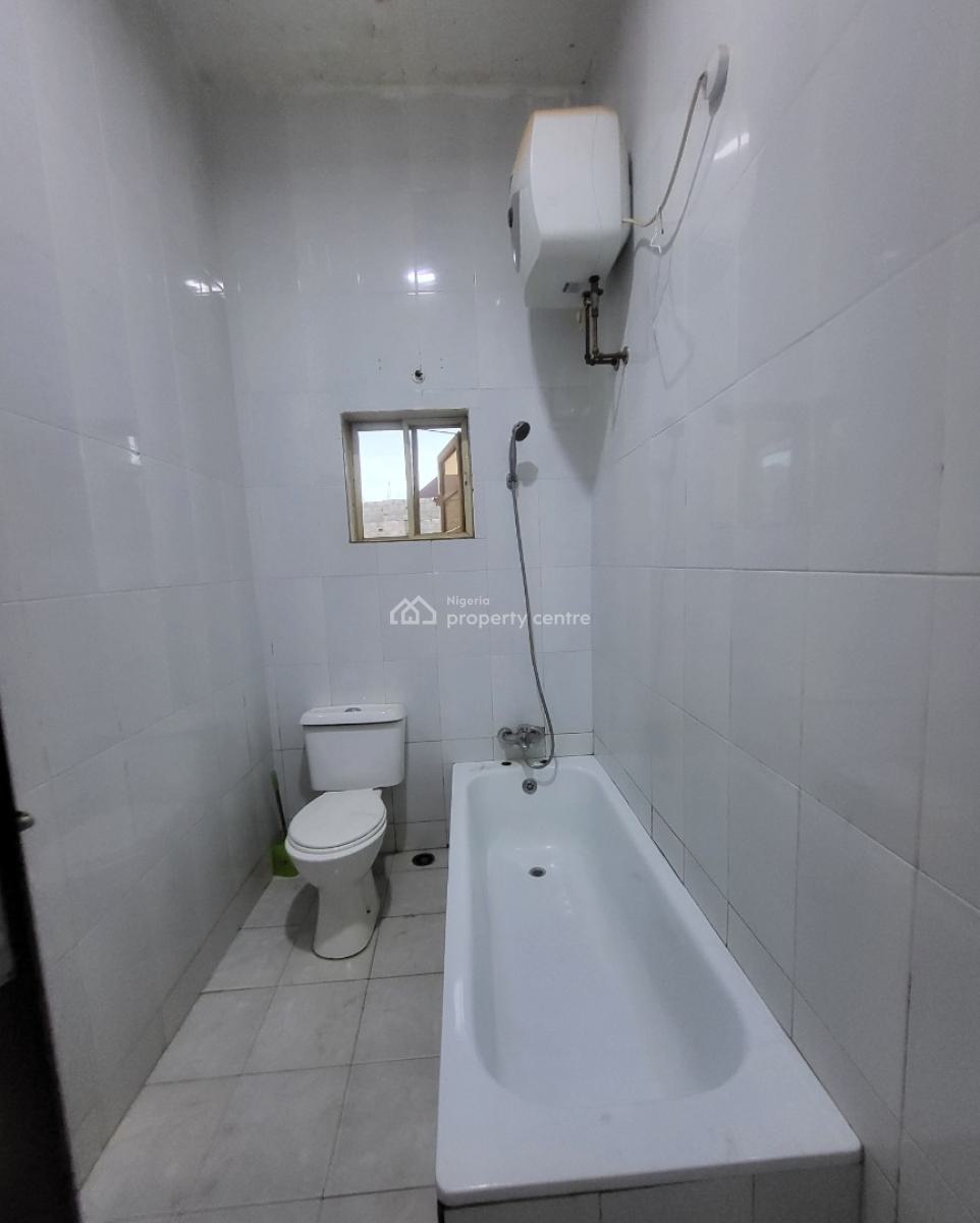 Luxurious Massive 3bedroom Flat, Behind Games Village Estate, Kaura, Abuja, Flat / Apartment for Rent