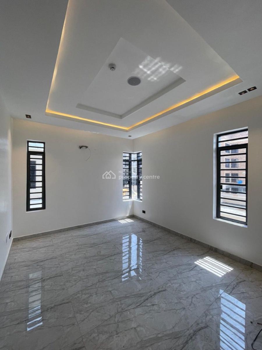 Exquisite Finished 4 Bedroom Penthouse with Bq in a Secure Estate, Lekki Phase 1, Lekki, Lagos, House for Sale