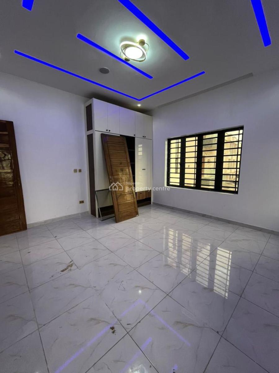 Luxury 2 Bedroom Apartments, Agungi, Lekki, Lagos, Flat / Apartment for Sale