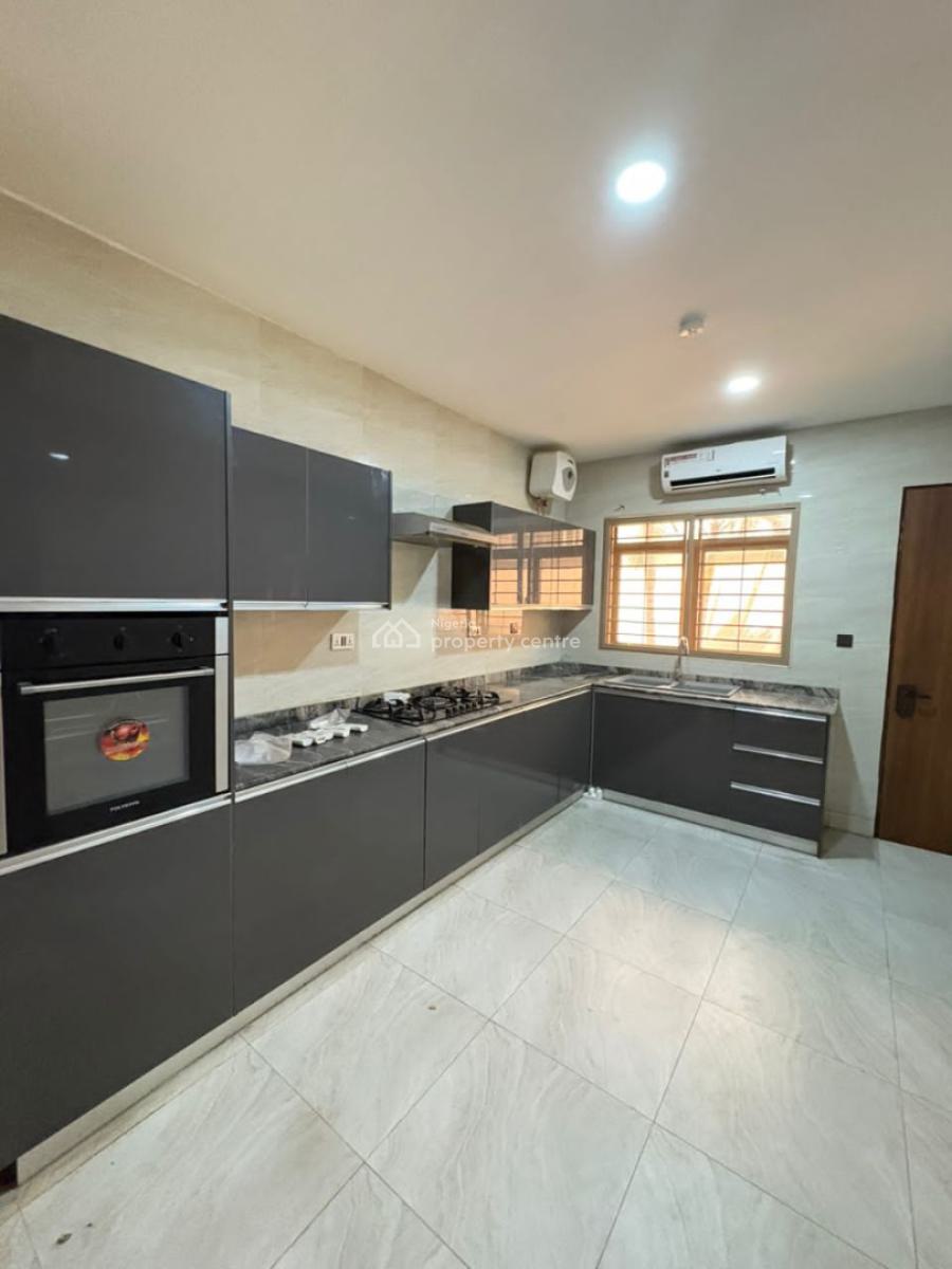 Tastefully Finished & Fully Serviced 3 Bedrooms Flat, Guzape Main, Guzape District, Abuja, Flat / Apartment for Rent