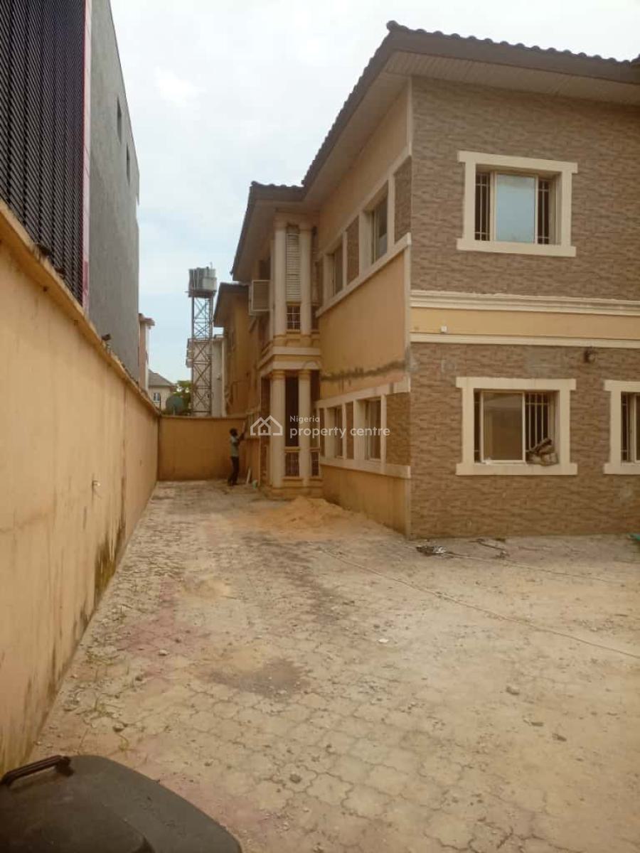 4 Bedroom Semi Detached with Self Compound Space, on New Market Road, Oniru, Oniru, Victoria Island (vi), Lagos, Semi-detached Duplex for Rent