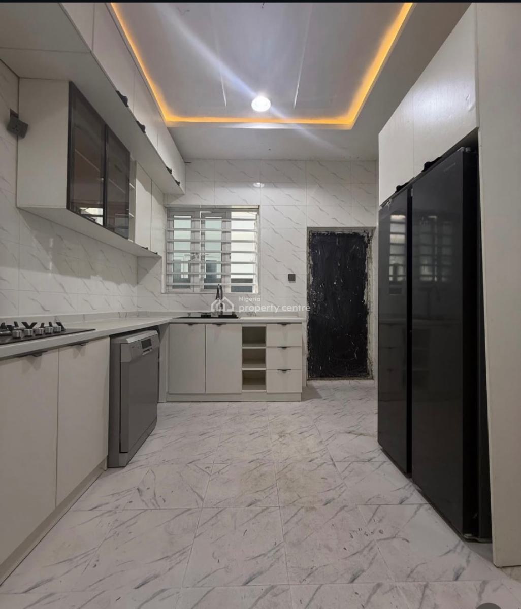 3 Bedroom Spacious Semi Detached Duplex, Opebi Ikeja Lagos, Ikeja, Lagos, Semi-detached Duplex for Sale