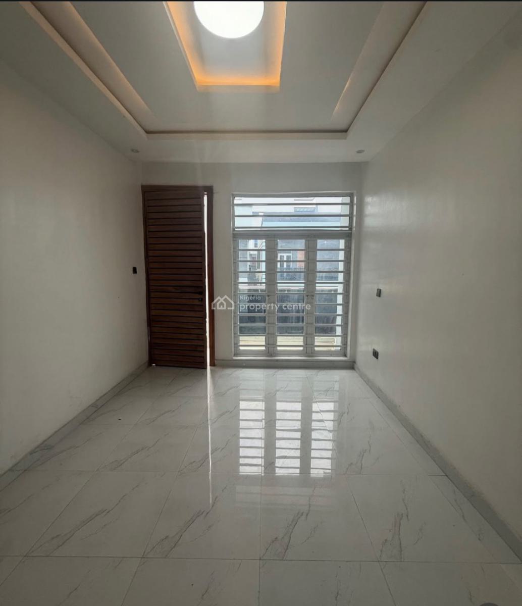 3 Bedroom Spacious Semi Detached Duplex, Opebi Ikeja Lagos, Ikeja, Lagos, Semi-detached Duplex for Sale