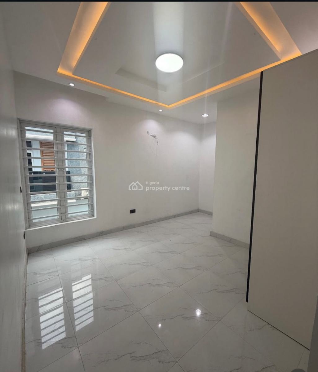 3 Bedroom Spacious Semi Detached Duplex, Opebi Ikeja Lagos, Ikeja, Lagos, Semi-detached Duplex for Sale