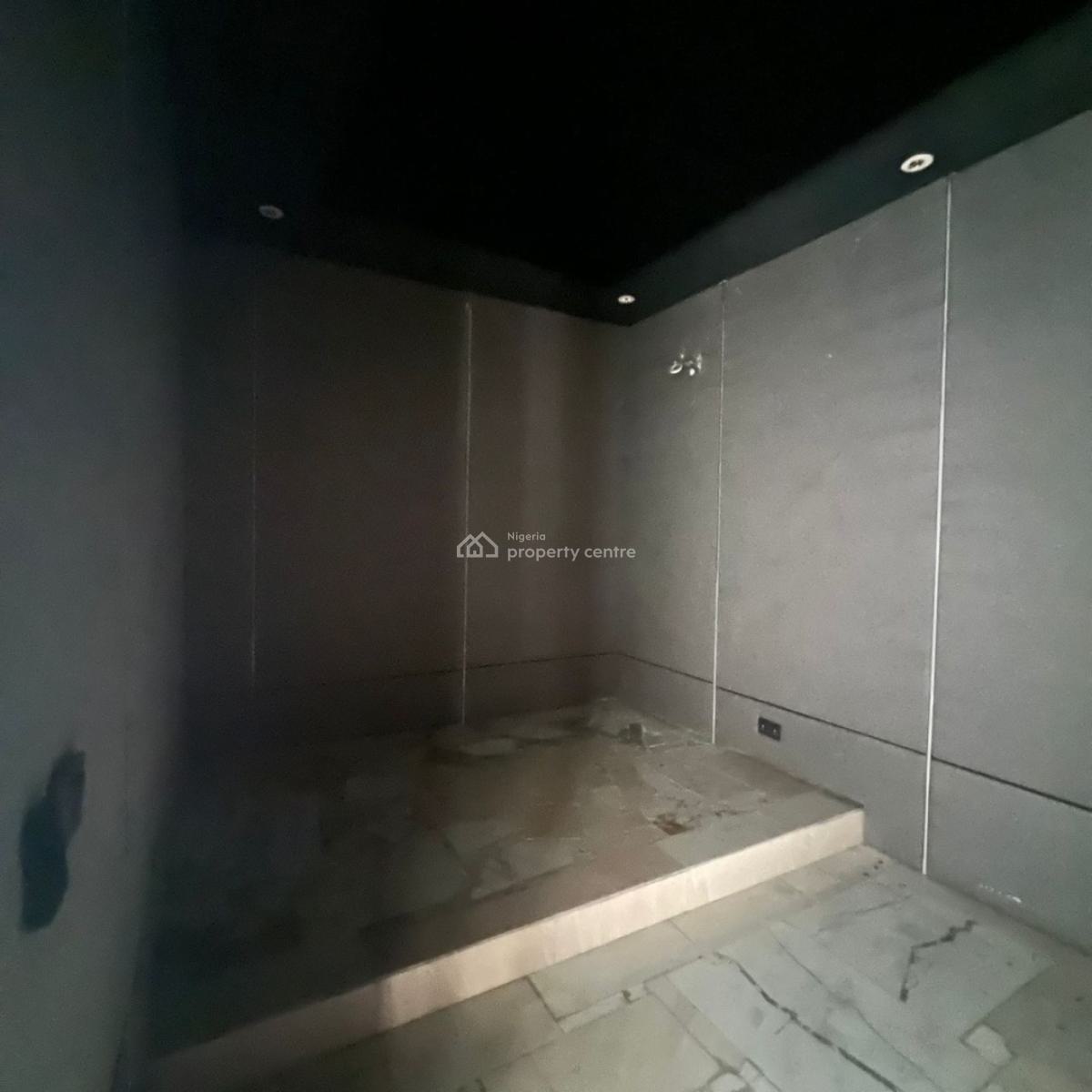 5 Bedroom Fully Detached House with Pool, Royal Garden, Ajah, Lagos, Detached Duplex for Sale