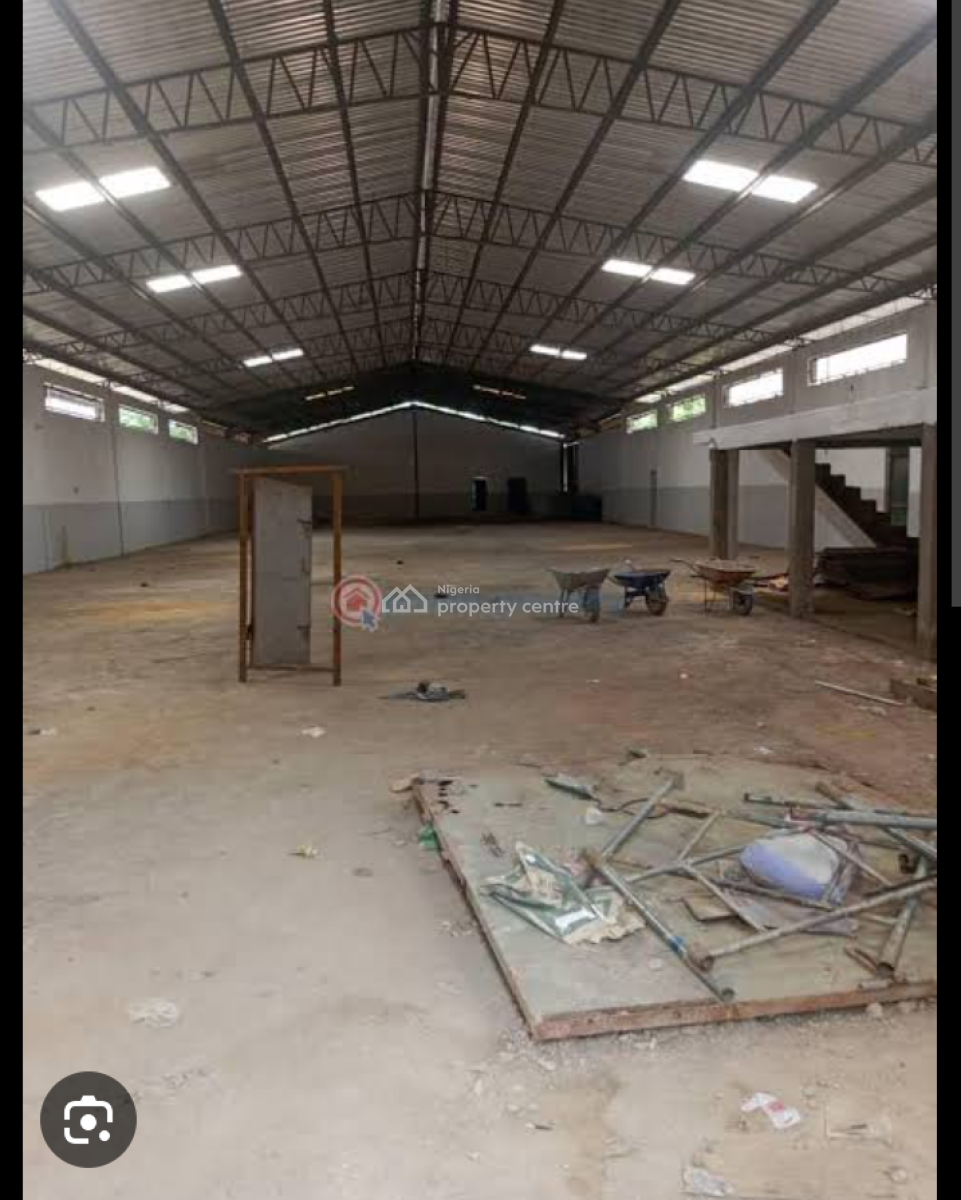 a Warehouse at Eric Moore, Surulere., Eric Moore, Surulere, Lagos, Warehouse for Rent
